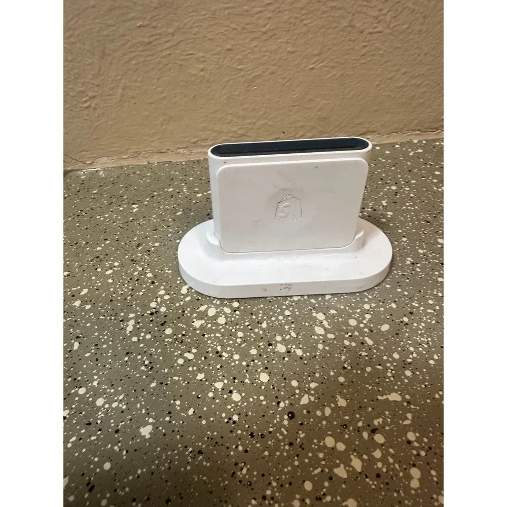 Shopify Chip and Swipe Credit Card Reader Wireless White Model S1701